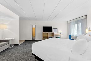 Spark by Hilton Cedar Falls