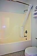 Motel 6 Portland, OR - Downtown