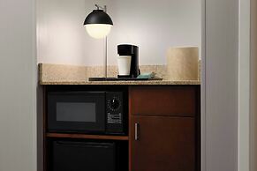 Courtyard by Marriott Long Island MacArthur Airport