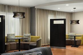 Courtyard by Marriott Long Island MacArthur Airport