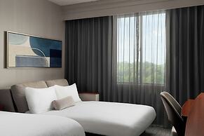 Courtyard by Marriott Long Island MacArthur Airport