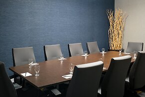 Courtyard by Marriott Long Island MacArthur Airport