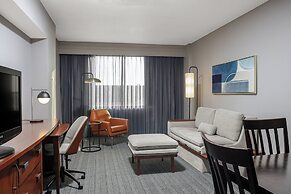 Courtyard by Marriott Long Island MacArthur Airport