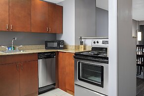 Courtyard by Marriott Long Island MacArthur Airport