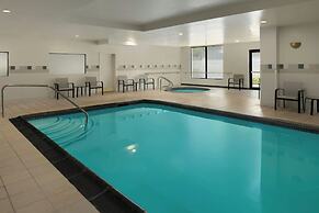 Courtyard by Marriott Long Island MacArthur Airport