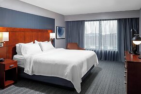 Courtyard by Marriott Long Island MacArthur Airport