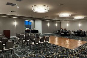 Courtyard by Marriott Long Island MacArthur Airport