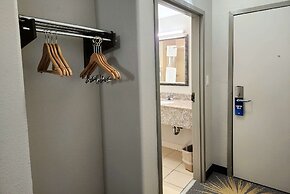 Days Inn by Wyndham LaPlace- New Orleans