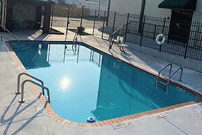 Days Inn by Wyndham LaPlace- New Orleans