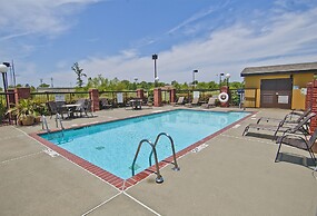 Holiday Inn Express & Suites Olive Branch, an IHG Hotel