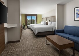 Holiday Inn Express & Suites Olive Branch by IHG