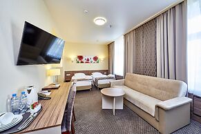 Rossiya Hotel