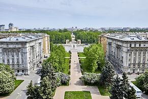 Rossiya Hotel