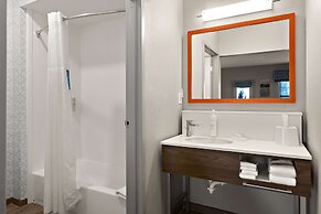 Hampton Inn & Suites by Hilton Petoskey