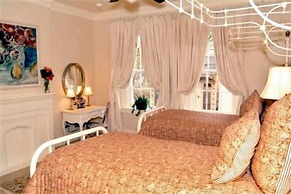 Terrell House Bed & Breakfast