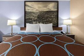 Super 8 by Wyndham Bridgeport/Clarksburg Area