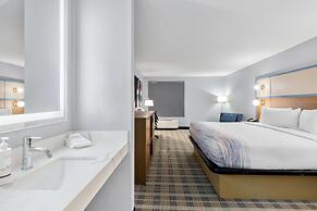AmericInn by Wyndham Columbus Wisconsin