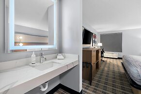 AmericInn by Wyndham Columbus Wisconsin