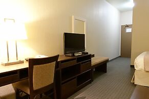 Super 8 by Wyndham Dauphin