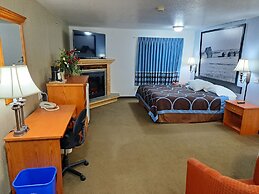 Super 8 by Wyndham Three Hills AB