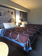 Super 8 by Wyndham Swift Current