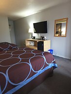 Super 8 by Wyndham Swift Current