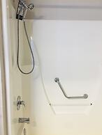 Super 8 by Wyndham Swift Current