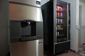 Super 8 by Wyndham Swift Current