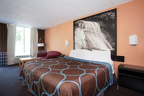 Super 8 by Wyndham Black Mountain