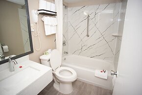 Super 8 by Wyndham Black Mountain