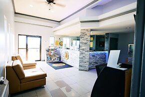 Super 8 by Wyndham Pueblo