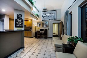 Super 8 by Wyndham Pueblo