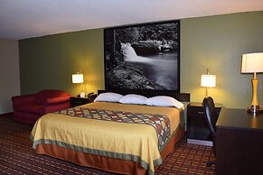 Super 8 by Wyndham Homewood Birmingham Area