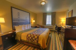 Super 8 by Wyndham Mt. Pleasant