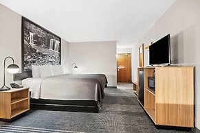 Super 8 by Wyndham Harrison AR