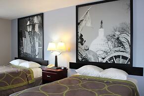 Super 8 by Wyndham Tuscaloosa