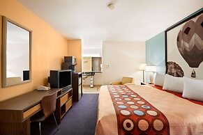 Super 8 by Wyndham Indio