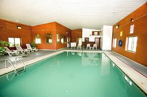 Super 8 by Wyndham Van Buren/Ft. Smith Area