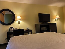 Super 8 by Wyndham Colby