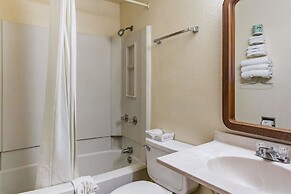 Rodeway Inn Farmington