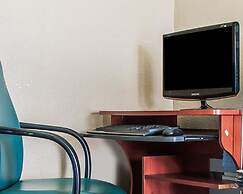 Rodeway Inn Farmington