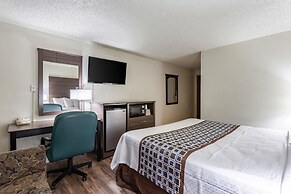 Rodeway Inn Farmington