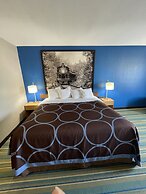 Super 8 by Wyndham Beaver Dam