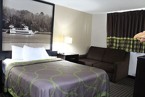 Super 8 by Wyndham Clear Lake
