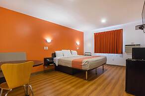 Motel 6 Marshalltown, IA