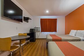 Motel 6 Marshalltown, IA