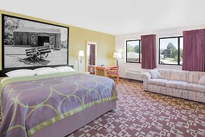 Super 8 by Wyndham Independence IA