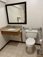 Super 8 by Wyndham Independence IA