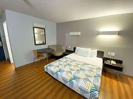 Motel 6 Salisbury, MD