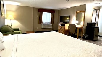 Super 8 by Wyndham St. Clair MO